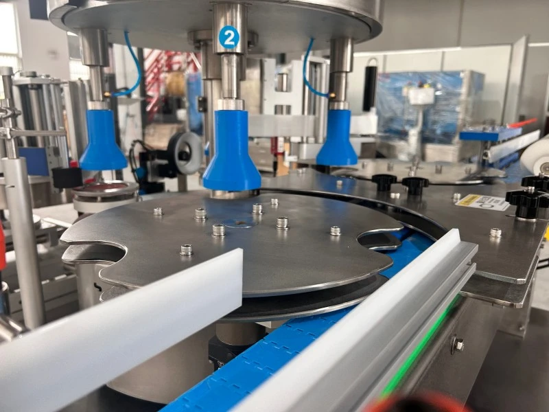 Shampoo Bottle Self Adhesive Labeling Machine